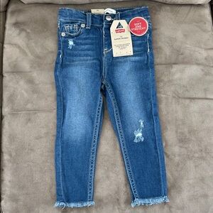 Levi's Women's Distressed Blue Skinny Jeans